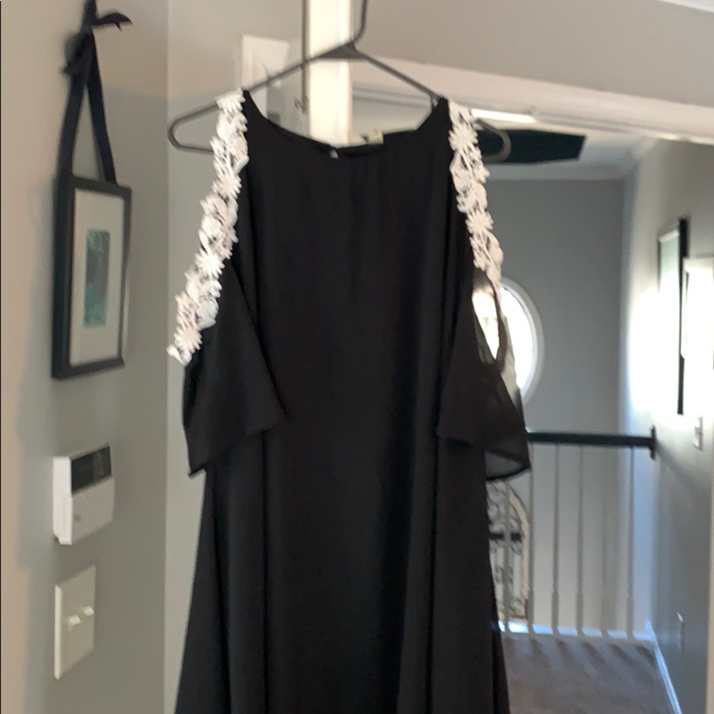 Boutique dress with shoulders cut out